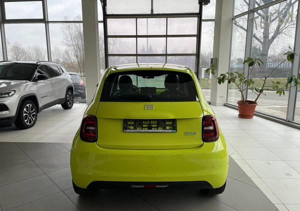 Fiat 500 cena 154500 przebieg: 1, rok produkcji 2024 z Tarnów małe 79